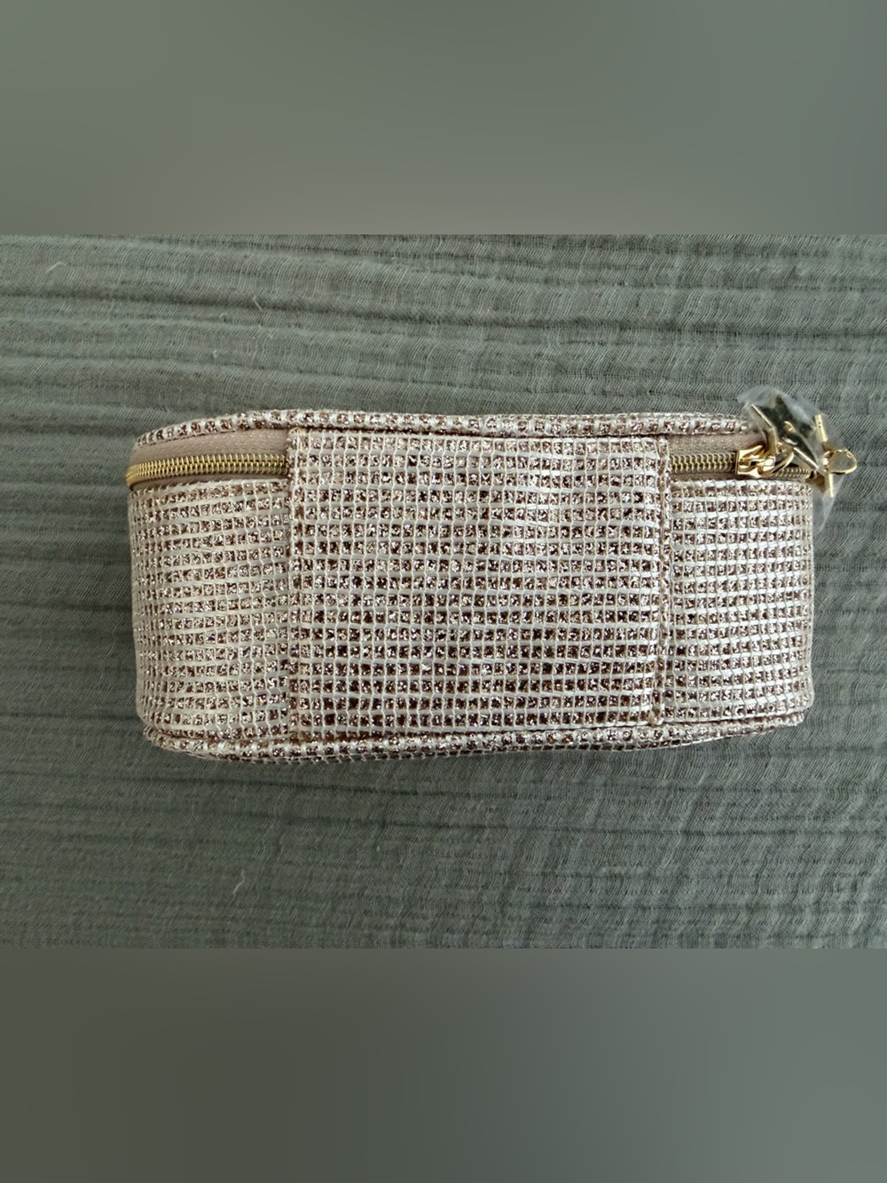 Dior beauty limited edition cosmetic bag - Picture 8 of 16